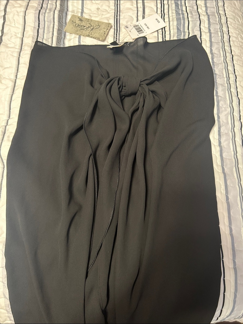 Unbranded Black Twist-Front Women's Swim Sarong